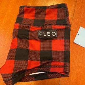 Fleo 3.25 NWT buffalo plaid